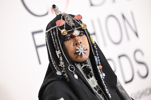 Erykah Badu celebrated as fashion icon at CFDA Awards after years of pushing boundaries