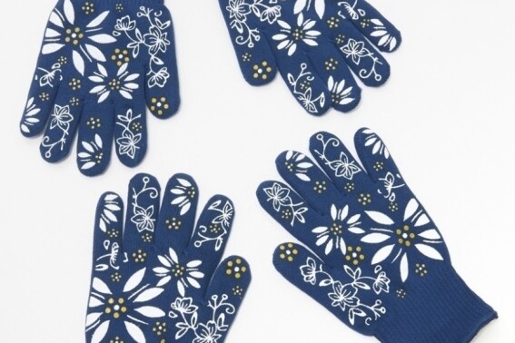 More than a million oven gloves are being recalled after consumers report 92 minor burns